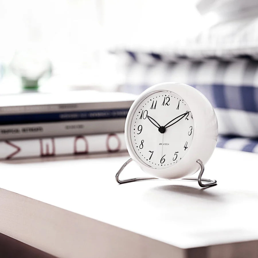 ARNE JACOBSEN TableClock LK ホワイト – Shinc lab. ARNE JACOBSEN TableClock LK ホワイト – Shinc lab.