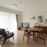 HIROSHIMAアームチェア・板座・ウォルナットシーン