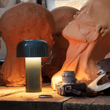 BELLHOP T(ベルホップT)テーブルランプ|FLOS(フロス)