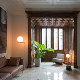 IC LIGHTS F1(アイシーライトF1)フロアランプ|FLOS(フロス)