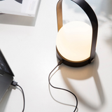 Audo Copenhagen(オドー・コペンハーゲン) CARRIE PORTABLE LAMP (キャリー ポータブル ランプ)| 全6色 |テーブルランプ