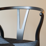 【2025年限定モデル】 CH24 (Yチェア) ユーカリ ブラック塗装 SH45cm | カールハンセン&サン