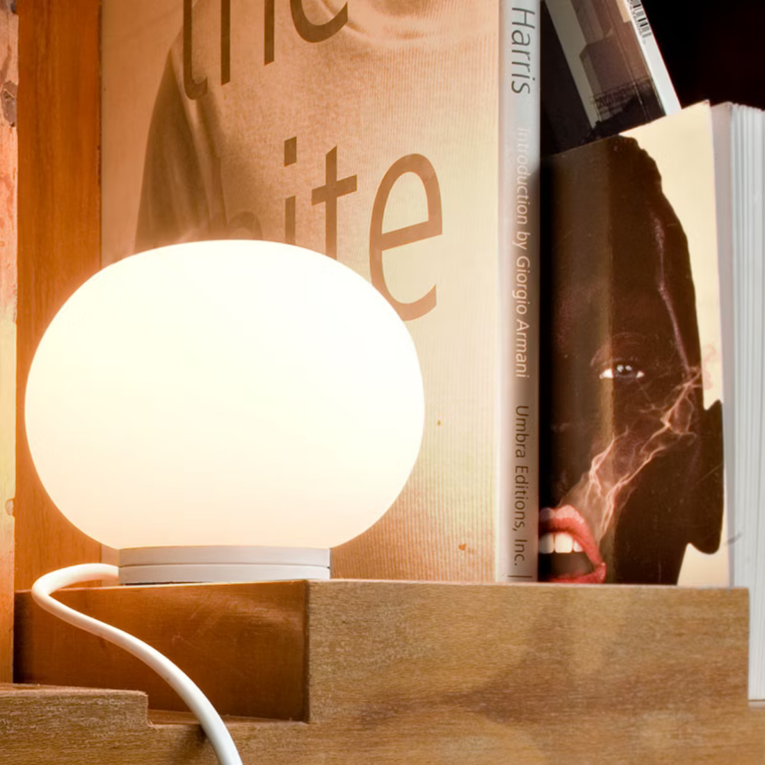 FLOS ミニグローボールGLOBALLmini 照明 MINI GLO-BALL T （ミニ グロ ボール ティー ）| FLOS（フロス）の正規