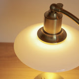 PH 2/2 LUNA テーブルランプ 真鍮/乳白ガラス