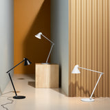 NJP テーブルランプ ベース付