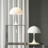 パンテラ 250 テーブルランプ