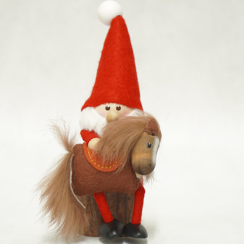 【干支シリーズ】NORDIKA nisse 馬を抱えたサンタ