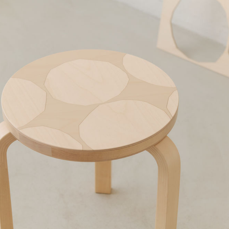 【10月15日発売開始】Artek（アルテック） ＋ Marimekko（マリメッコ）STOOL 60 Kivet（スツール60 キヴェット）