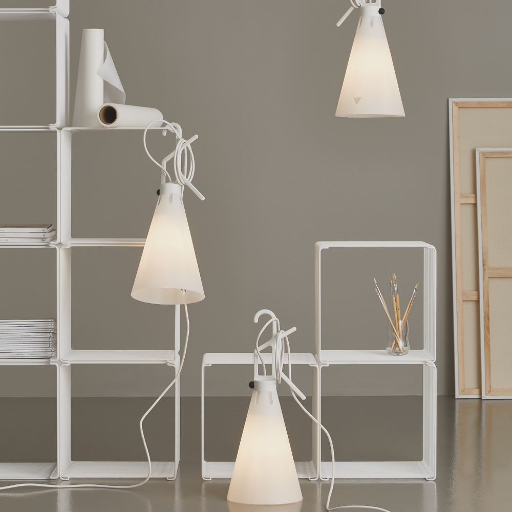 FLOS MAYDAY フロス　メイデイ FLOS（フロス）MAYDAY（メイデイ）｜テーブルランプ 正規代理店