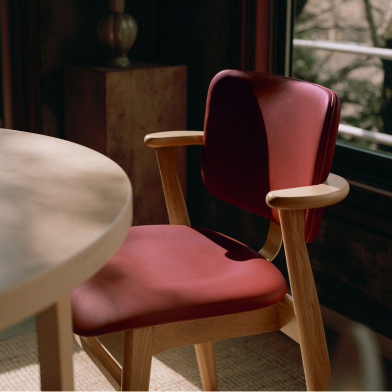 4/22発売】Domus Chair（ドムス チェア）ビューティーバージョン【全10