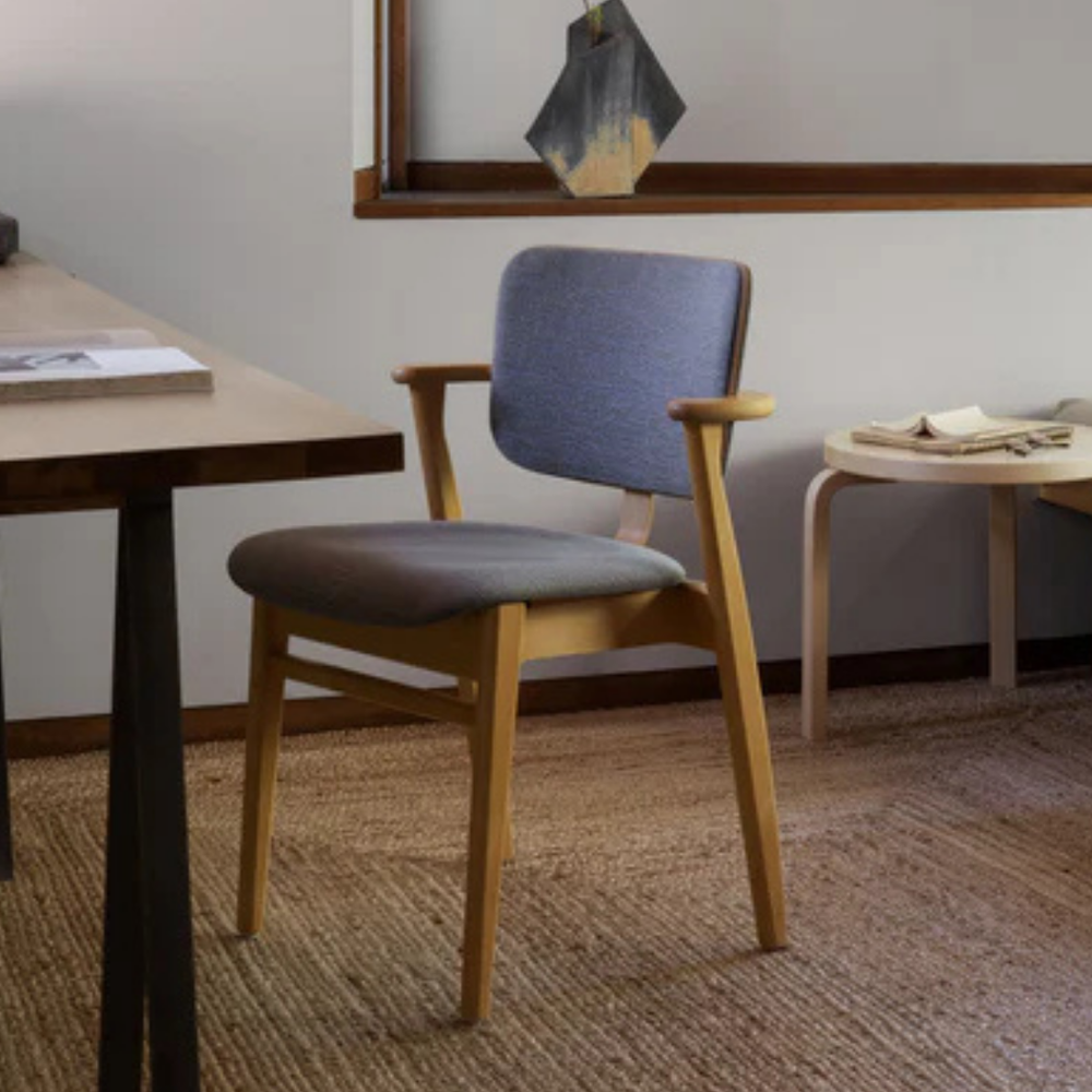 4/22発売】Domus Chair（ドムス チェア）ビューティーバージョン【全10