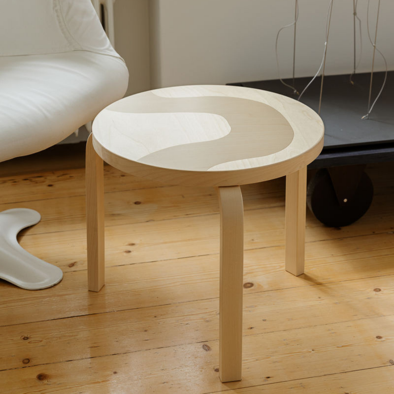 【10月15日発売開始】Artek（アルテック） ＋ Marimekko（マリメッコ） / TABLE 90D Seireeni（テーブル 90D セイレーニ）