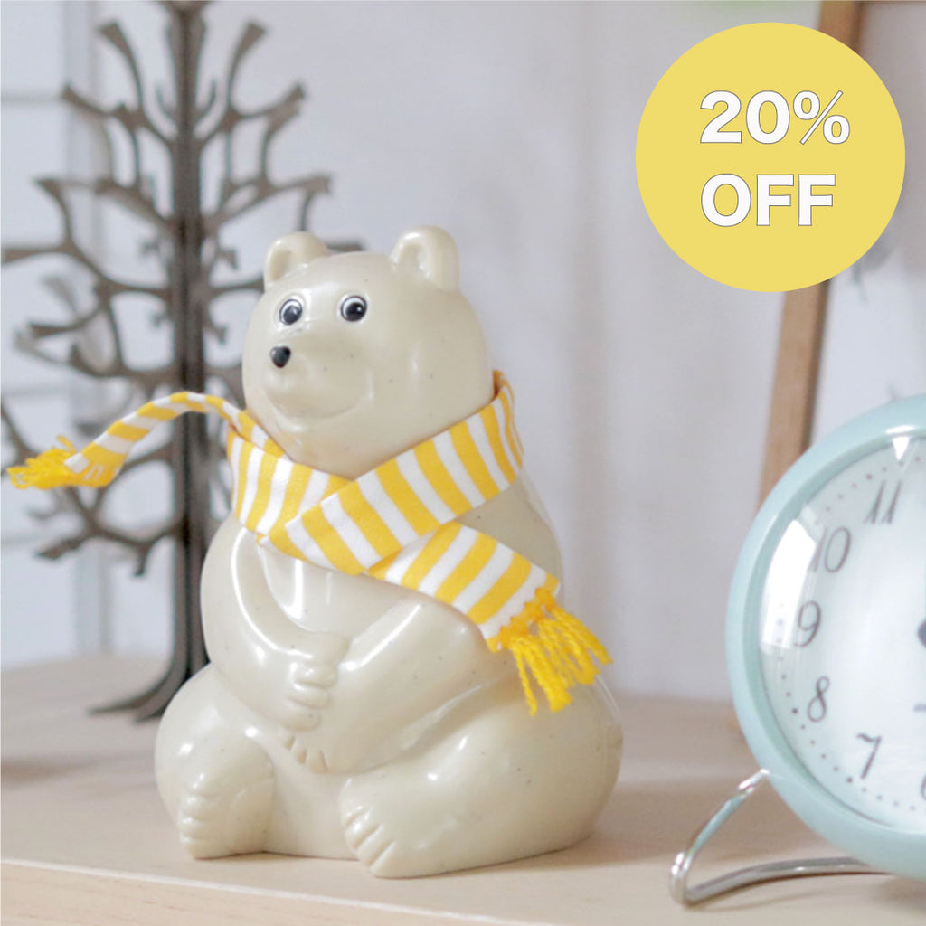 20%オフ】しろくま貯金箱 Polar Bear Money Box 2022 マフラー付き 