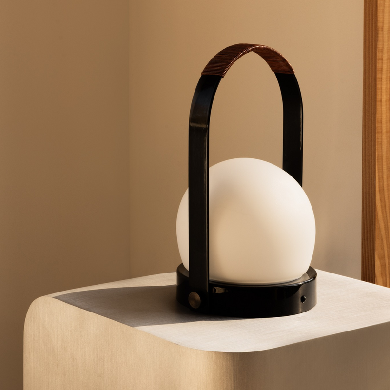 Audo Copenhagen（オドー・コペンハーゲン） CARRIE PORTABLE LAMP （キャリー ポータブル ランプ）| 全6色 |テーブルランプ