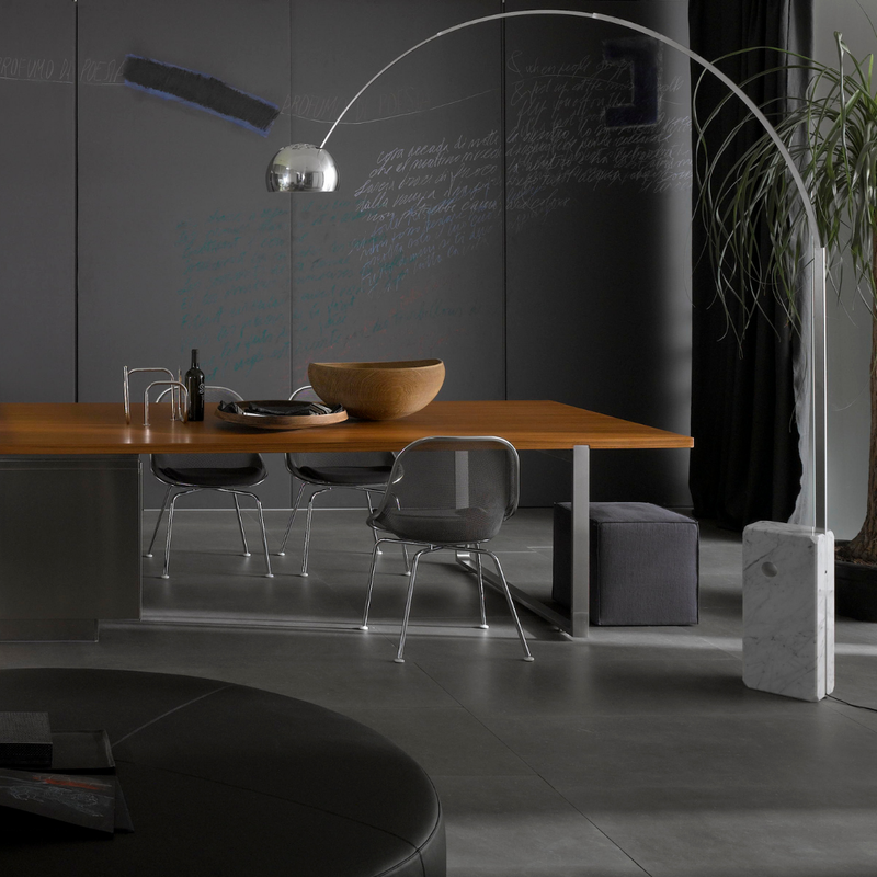 ARCO LED （アルコ LED）フロアランプ ｜フロスの正規代理店 Shinc lab