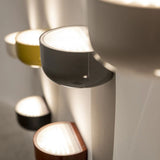 BELLHOP WALL UP ベルホップ ウォールアップ｜FLOS（フロス）