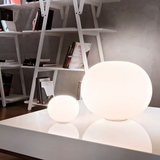 GLO-BALL BASIC ZERO（グロボール ベーシック ゼロ）テーブルランンプ｜FLOS（フロス）