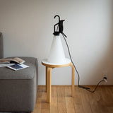 【即納可】MAYDAY（メイデイ）テーブルランプ｜FLOS（フロス）