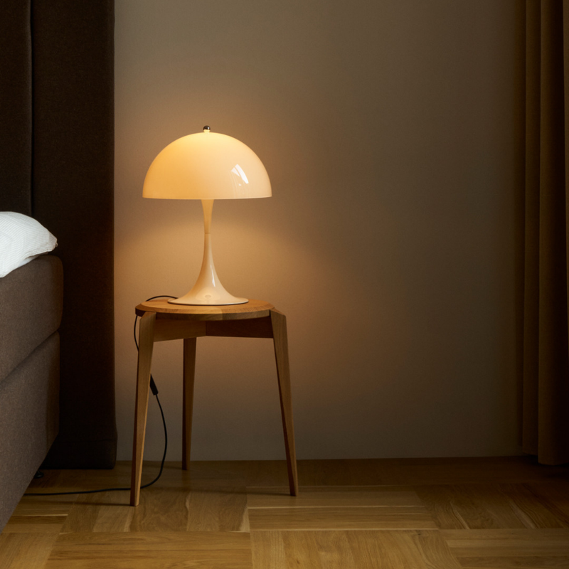 パンテラ 320 テーブルランプ | ルイスポールセンの正規代理店 Shinc