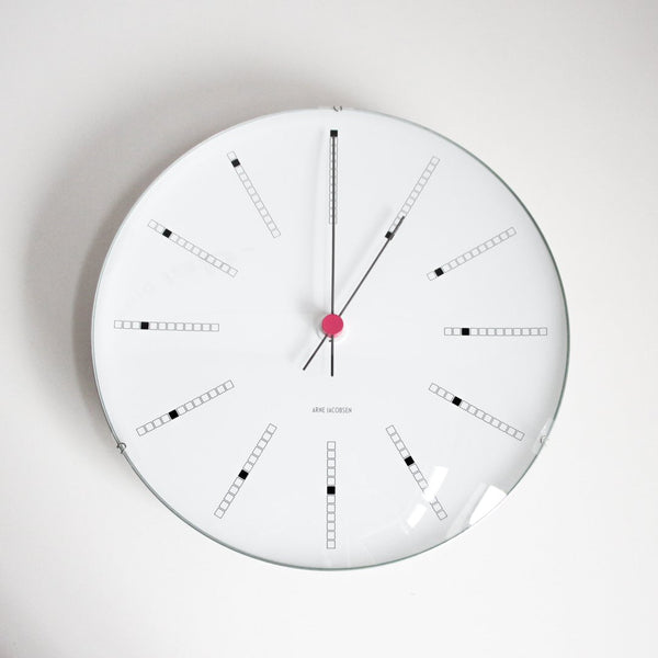 ARNE JACOBSEN Wall Clock Bankers 290mm ホワイト