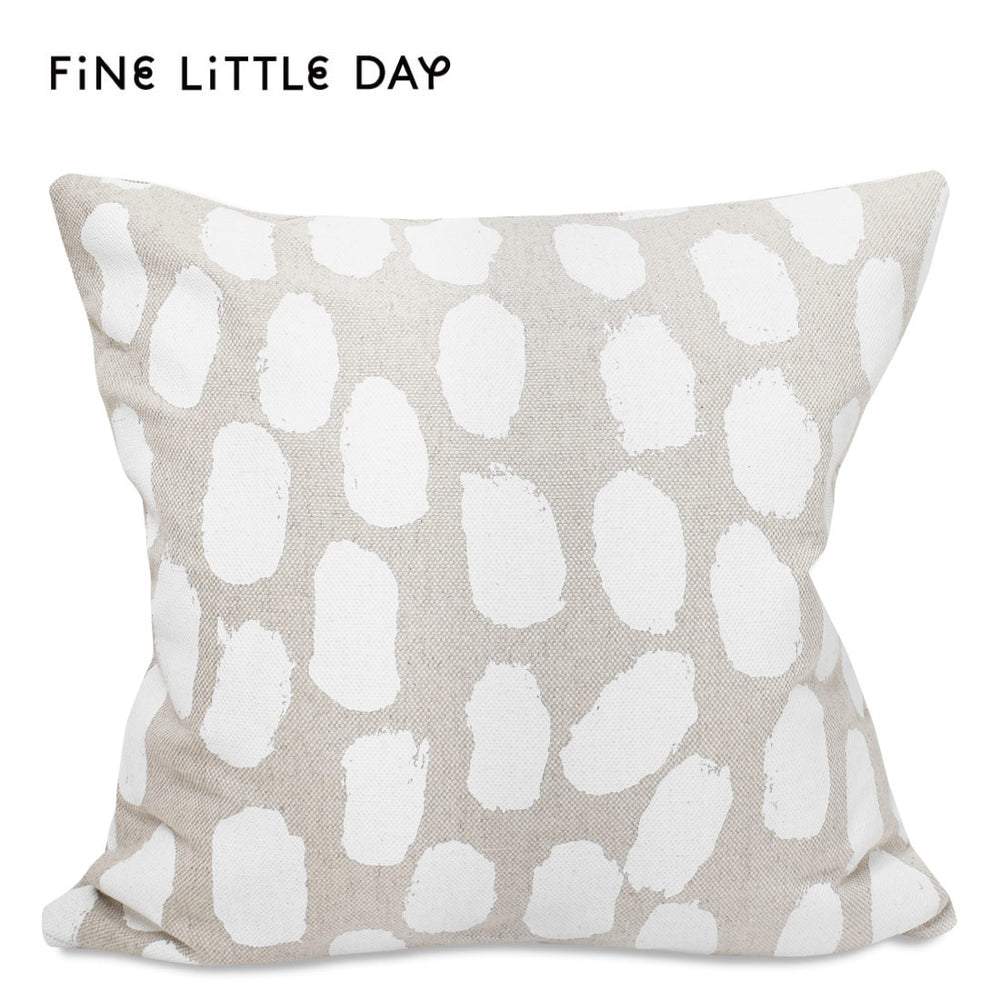 Fine Little Day クッションカバー Fine Little Day クッションカバー DOTS ホワイト – Shinc lab