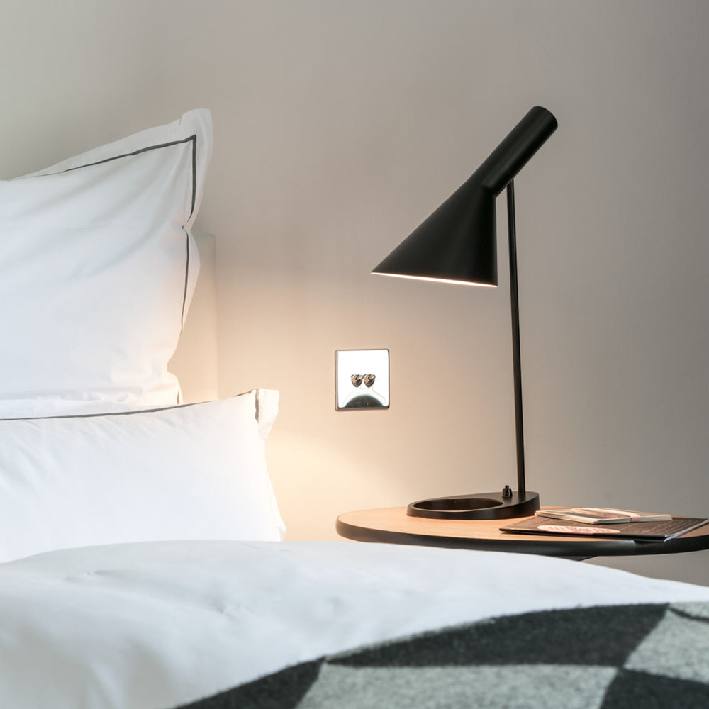 AJ テーブル | ルイスポールセンの正規代理店 Shinc lab.（シンクラボ ）