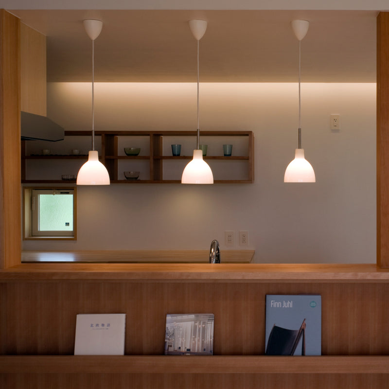 トルボー 220 グラスペンダントライト | ルイスポールセン